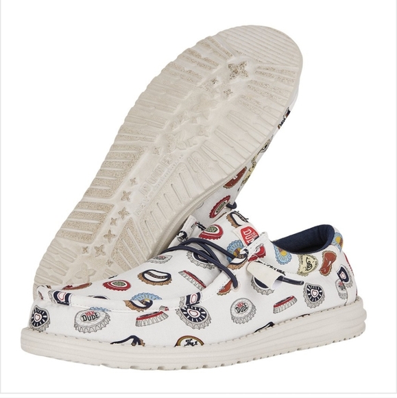 HEYDUDE Men\'s Wally Spring BreakR Beer Bash Slip on